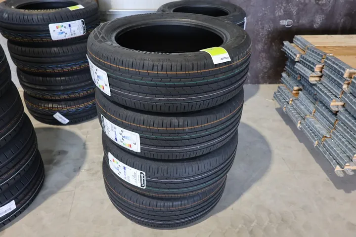 Continental Eco Contact 6 Sommerreifen Set Größe: 205/55 R 17